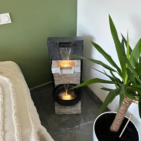 L'elegant Cosy Апартаменты *